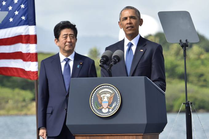 Obama e Abe homenageiam vítimas do ataque a Pearl Harbor