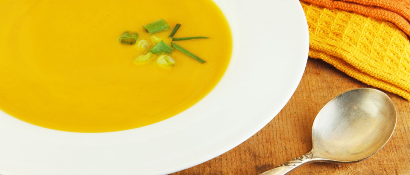 Tomar sopa antes das refeições ajuda a emagrecer; veja por quê