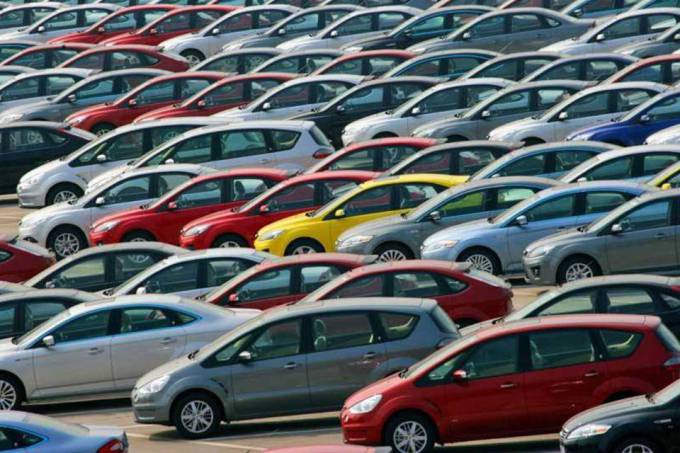 Veículos novos, vendas caíram 20% em 2016