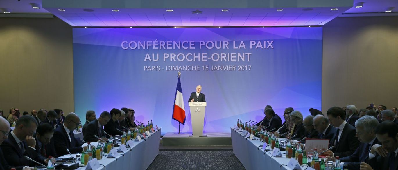 Paris sedia Conferência pela Paz no Oriente Médio, sem Israel