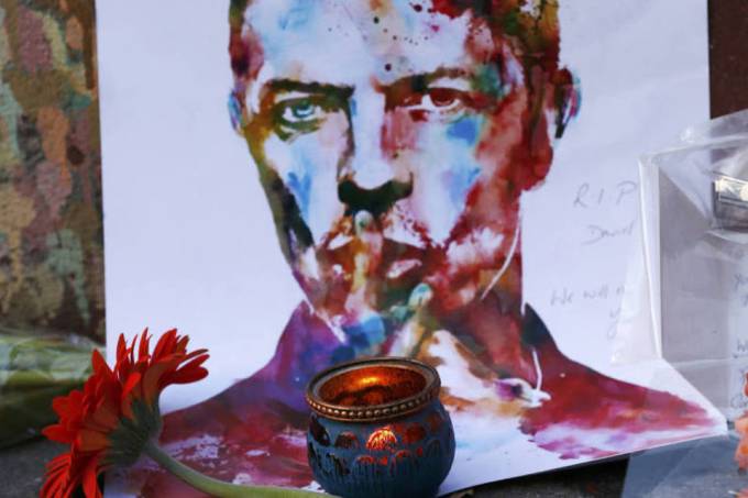 Celebridade: Imagens de David Bowie vão aparecer em selos no Reino Unido