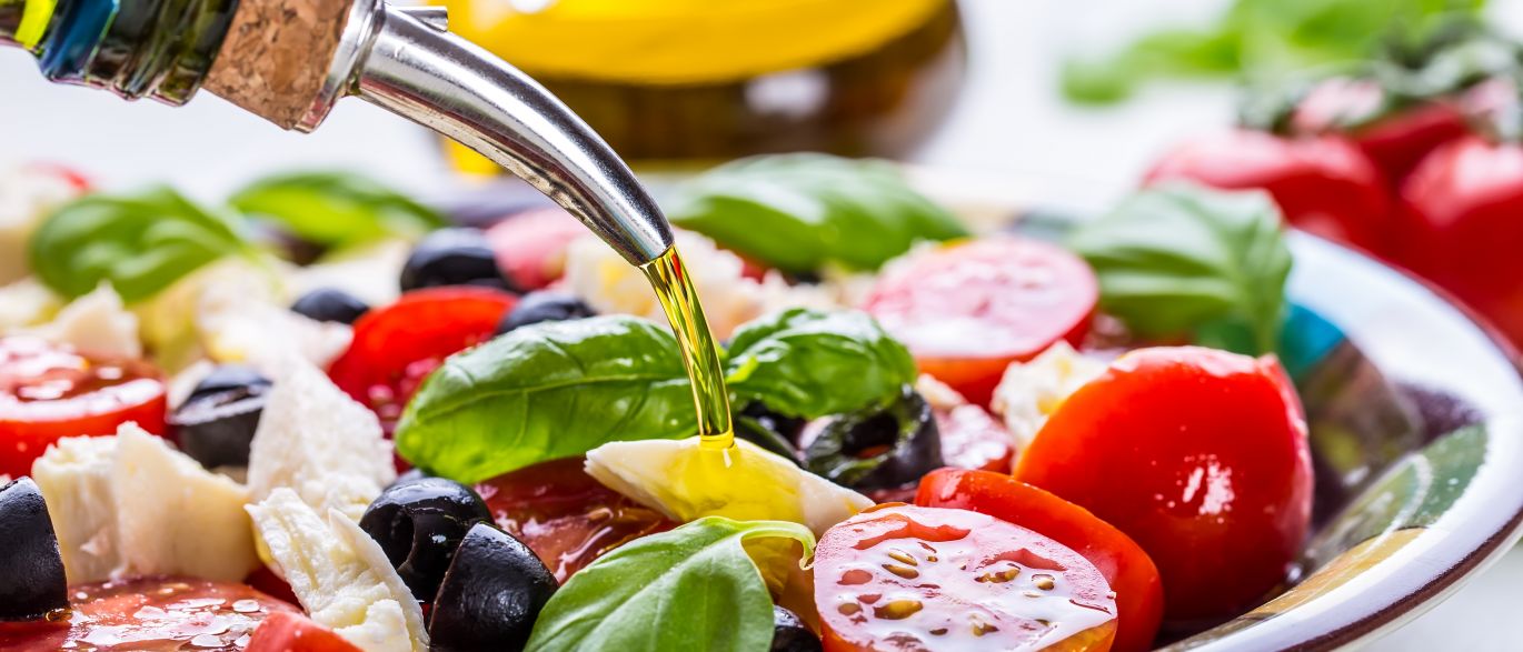 Nutrição: Dieta mediterrânea pode prevenir degeneração macular, diz estudo
