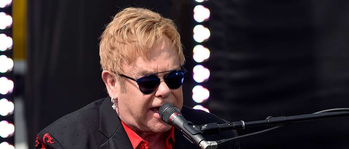 Na America Latina: Elton John cancela shows após pegar 'infecção mortal'