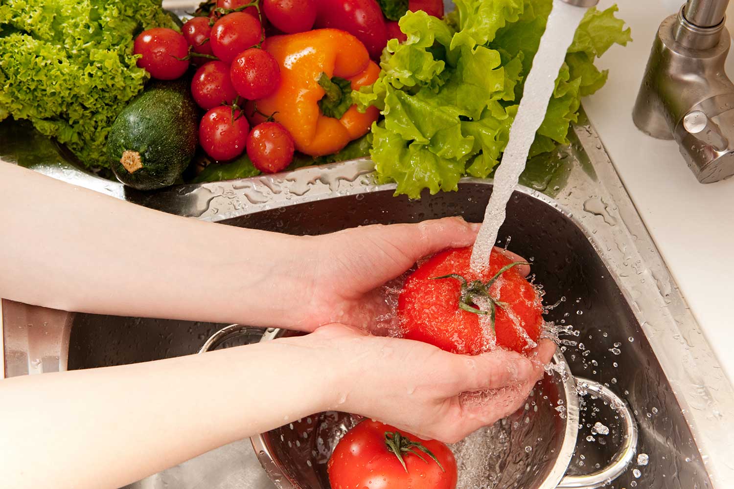 Saiba como lavar corretamente as frutas, verduras e legumes