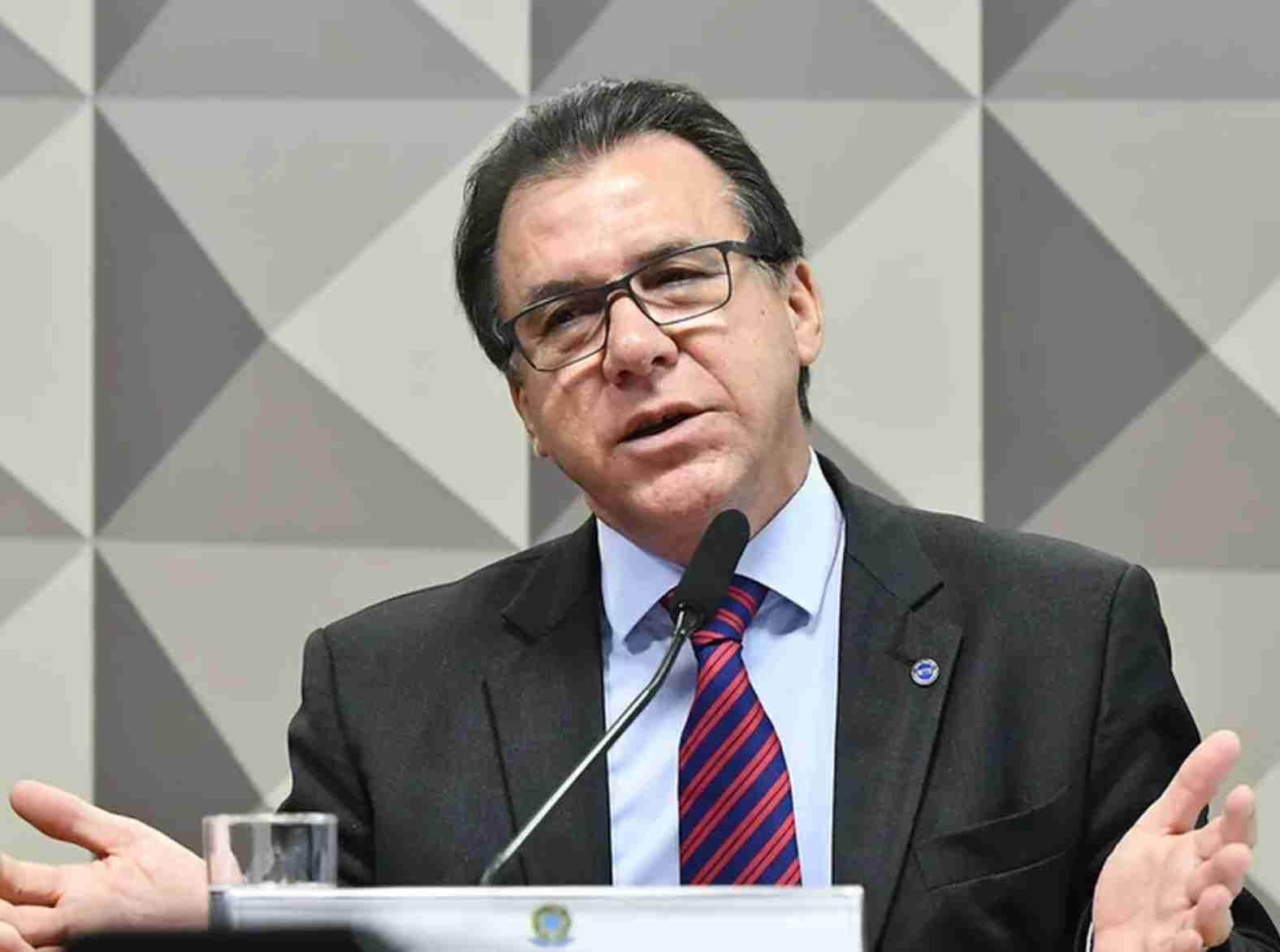 Luiz Marinho, ministro do Trabalho defende jornada semanal com quatro dias