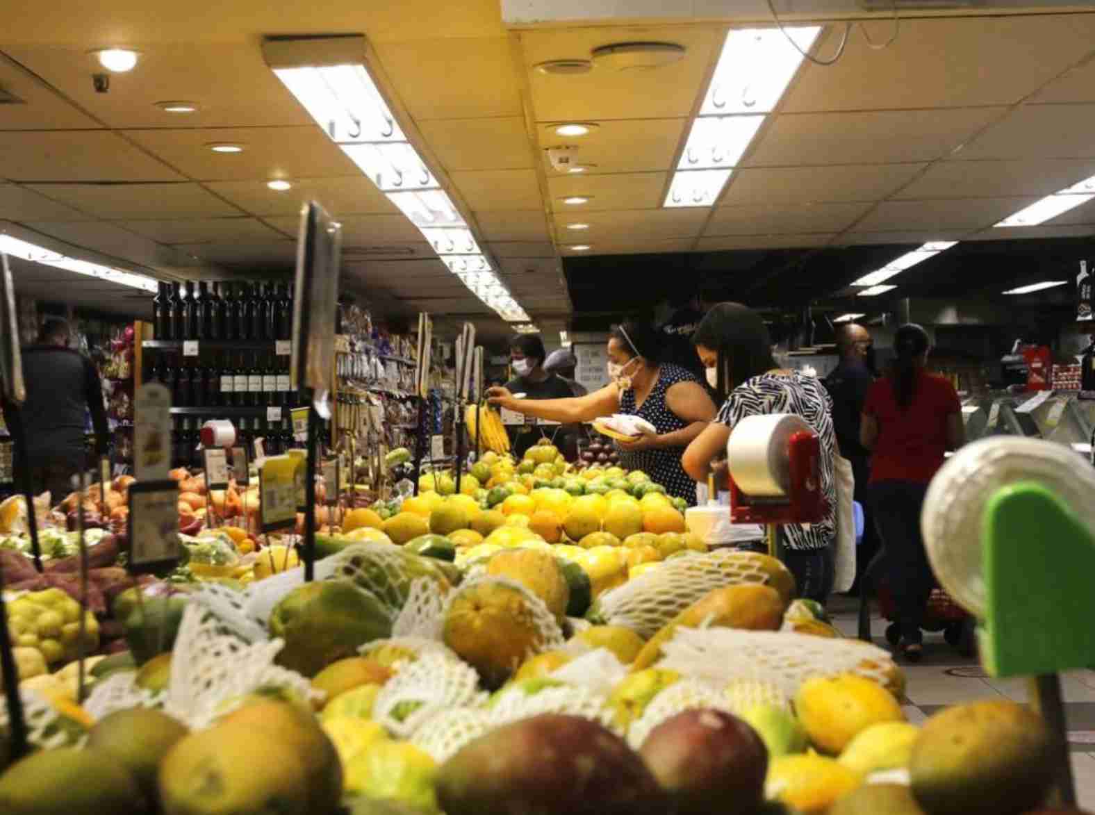 IPCA sobe 0,28% em novembro, pressionado por preços de alimentos, diz IBGE