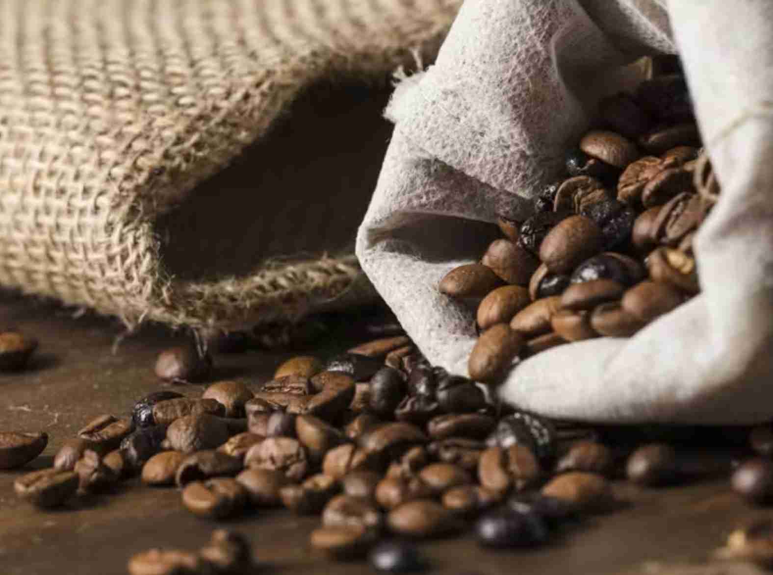 Mercado Futuro do Café Arábica: Análise das negociações e impactos globais