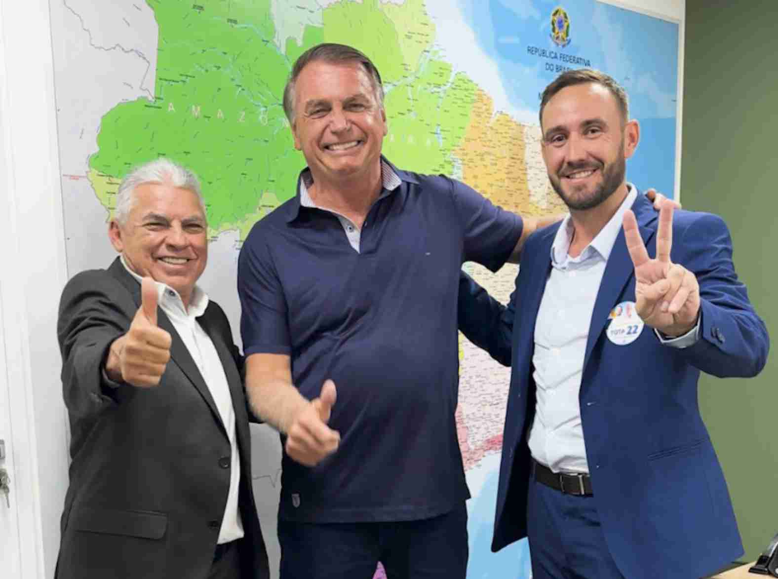 Feliz Natal: Tota e Felipe Faganello Recebem Apoio de Bolsonaro e Fortalecem Campanha para Transformar a Cidade