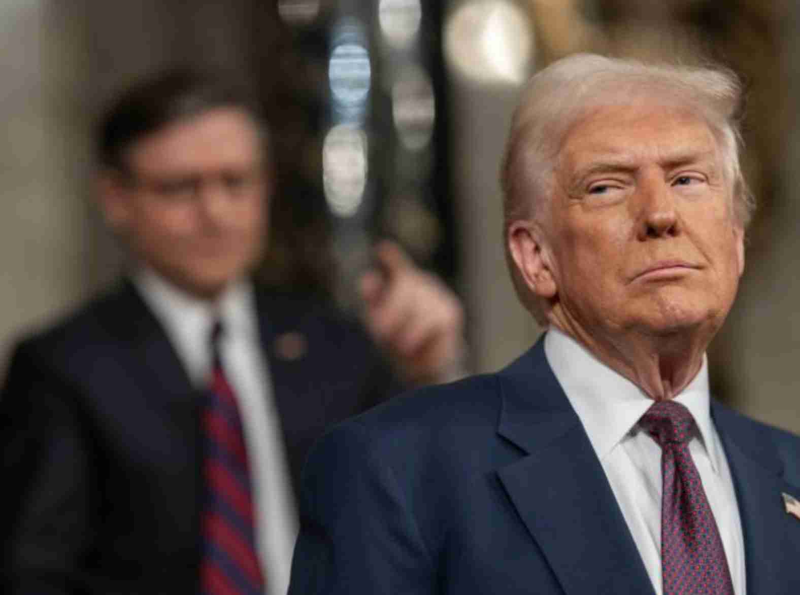 Trump desafia Judiciário e denuncia ativismo judicial Trump desafia Judiciário e denuncia ativismo judicial
