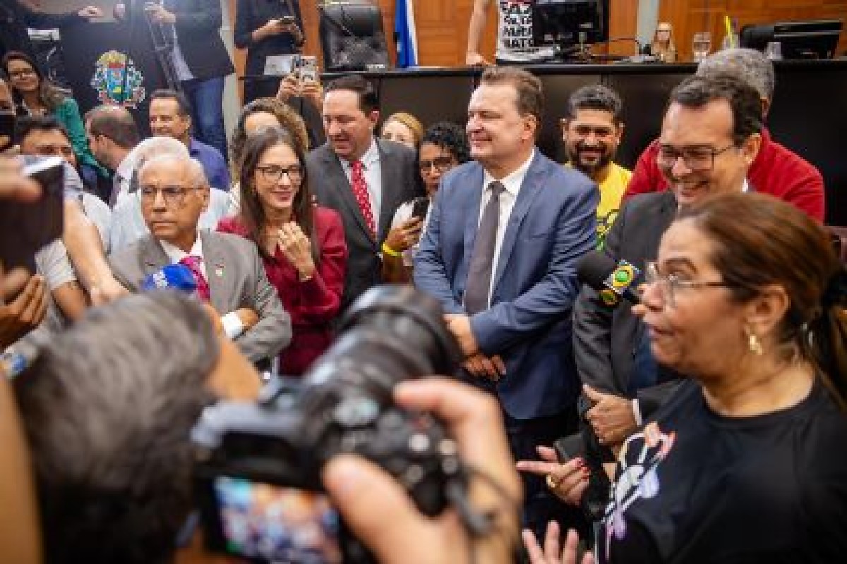 Servidores se mobilizam na ALMT, deputados asseguram celeridade e aguardam envio do governo para votar a RGA