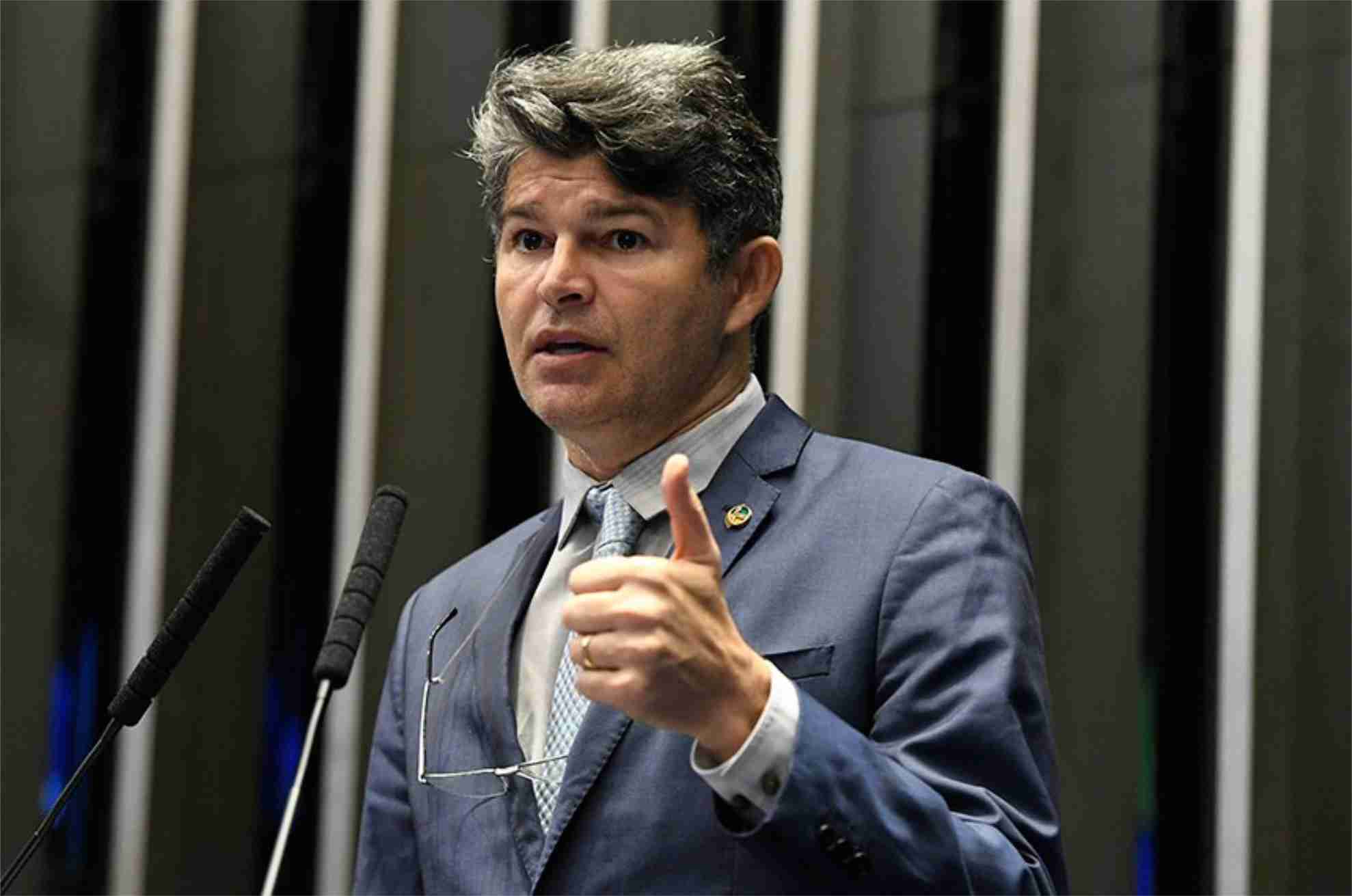Medeiros projeta disputa ao Senado e defende posicionamentos claros em 2026