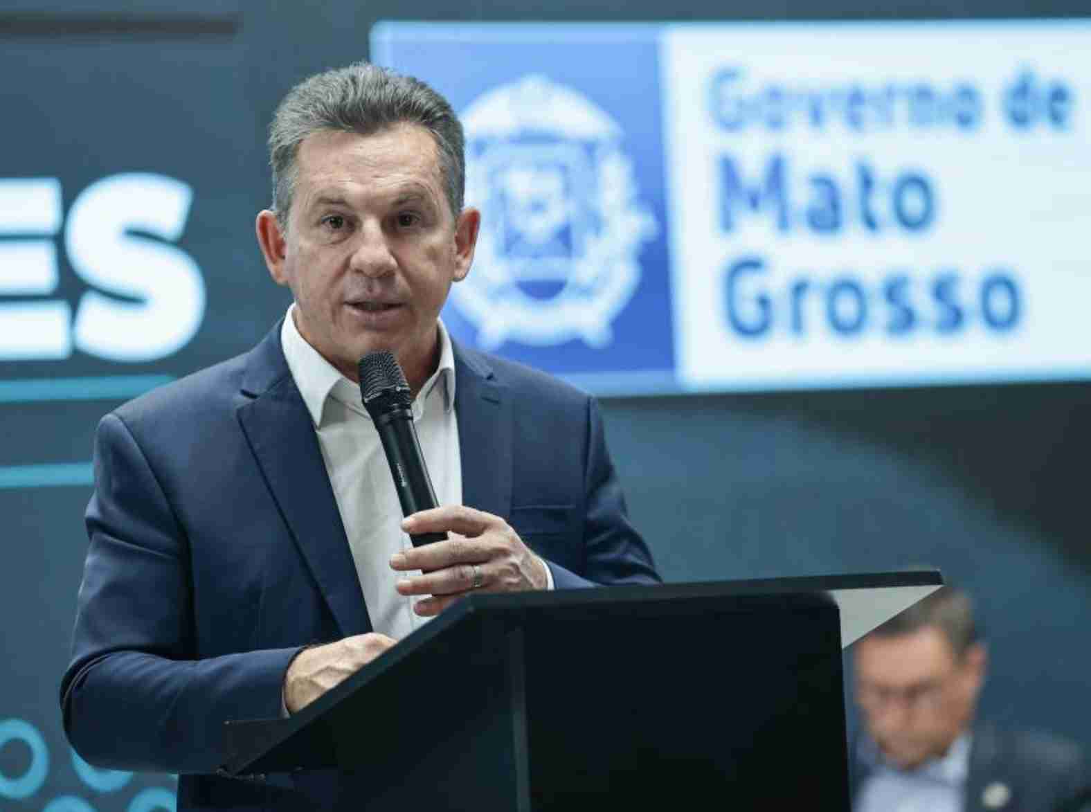 Mendes percorre sete cidades e anuncia novos investimentos no Noroeste