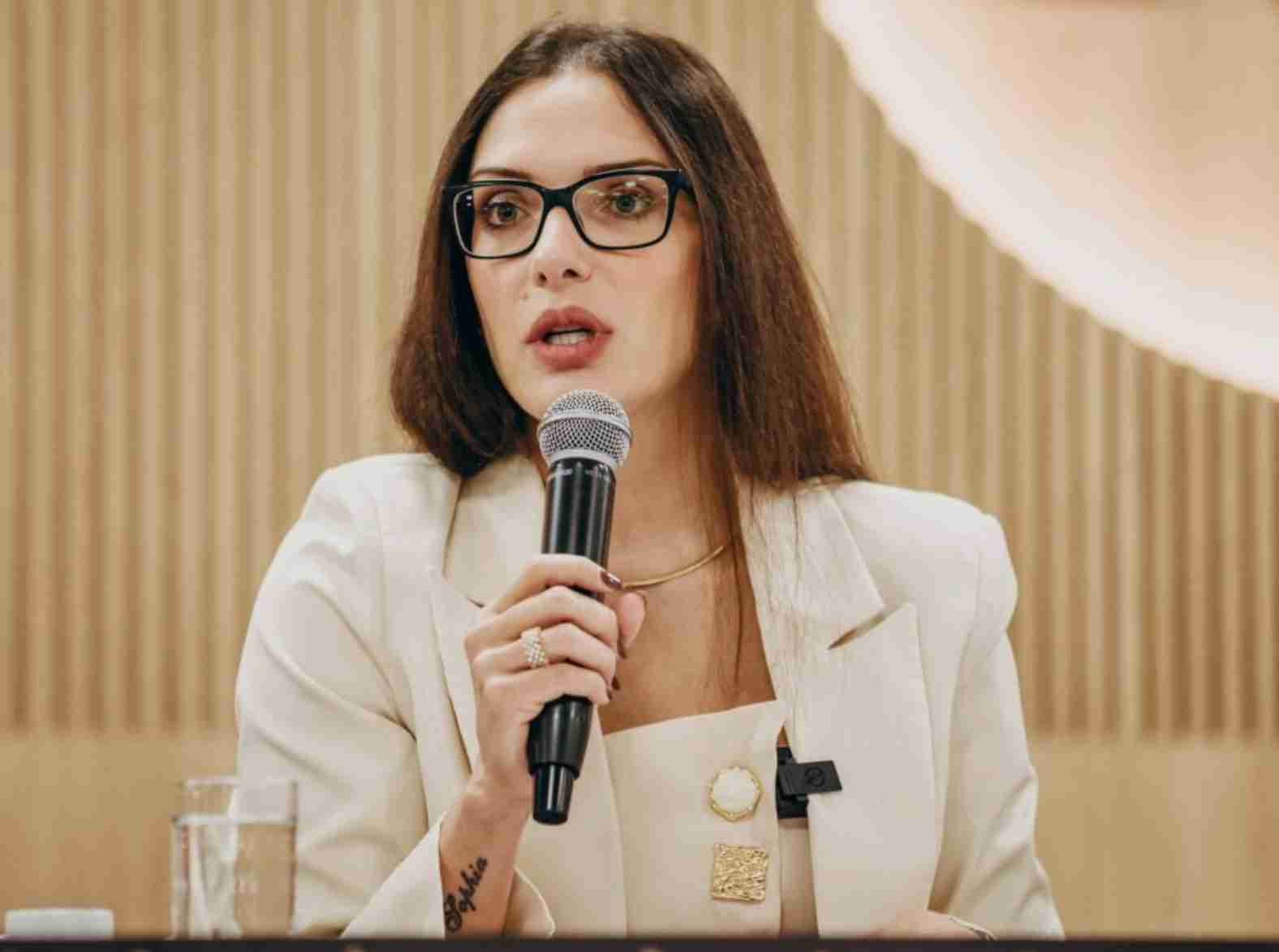 Janaina Riva lidera intenção de segundo voto ao Senado, aponta Percent