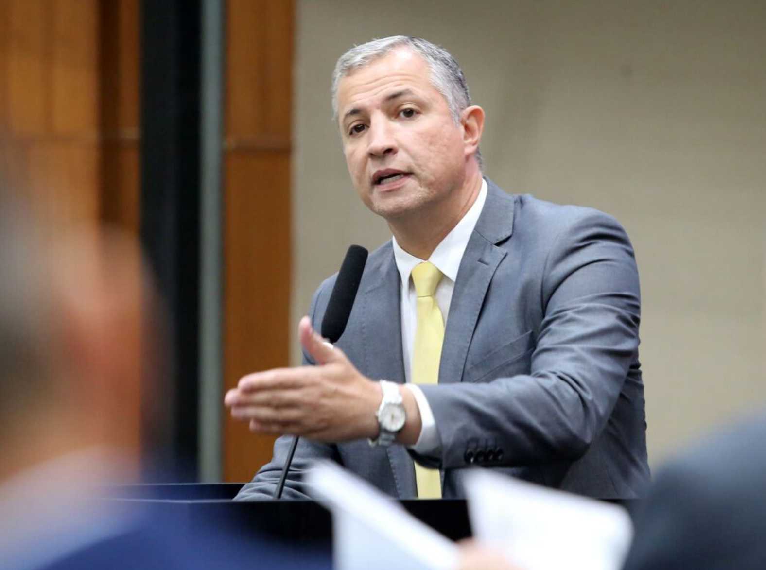 Faissal cobra investigação de órgãos reguladores sobre possível concorrência desleal da Energisa no setor solar e pede esclarecimentos sobre novas exigências para ligações 