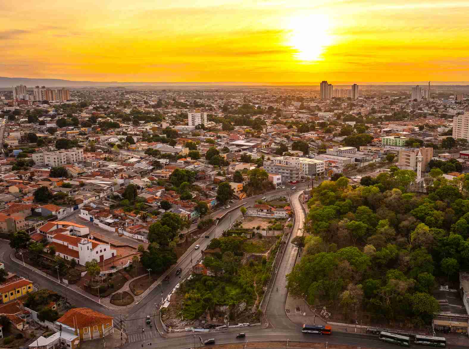 Cuiabá abre debate público sobre futuro urbano e parcelamento do solo