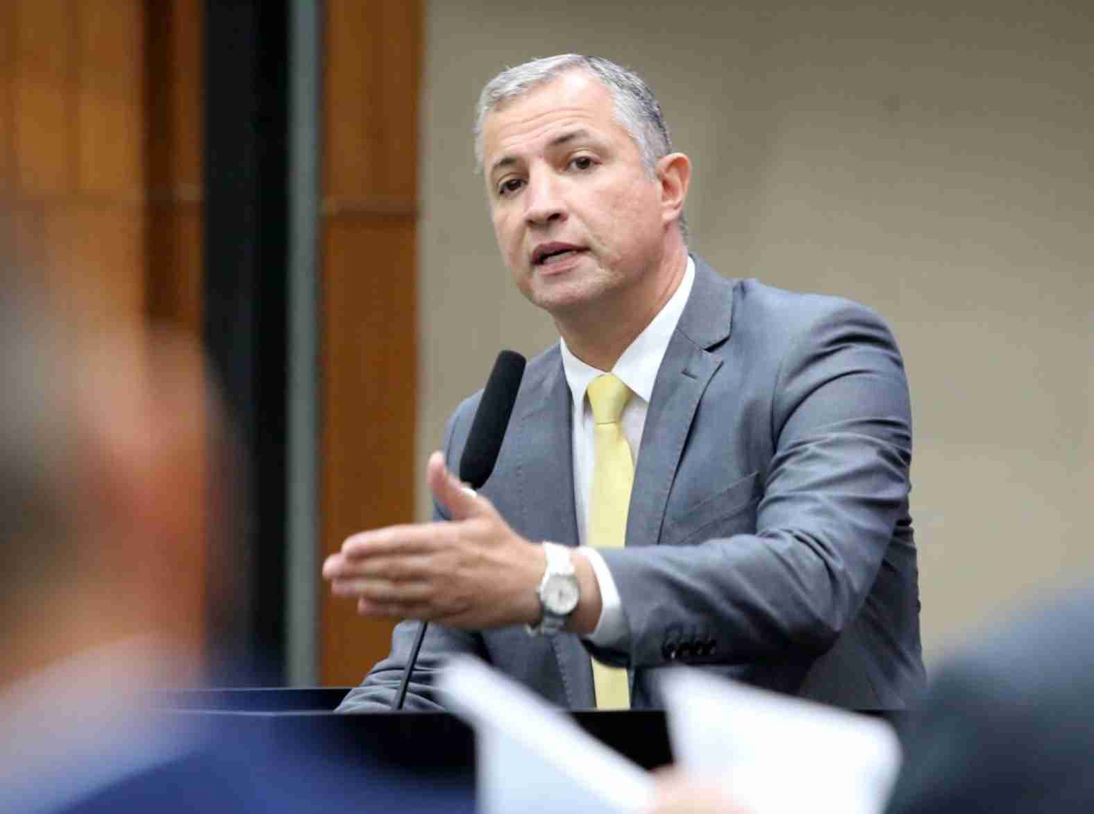 Deputado Faissal Calil apresenta projeto para garantir mais transparência em bloqueios e encerramentos de contas bancárias