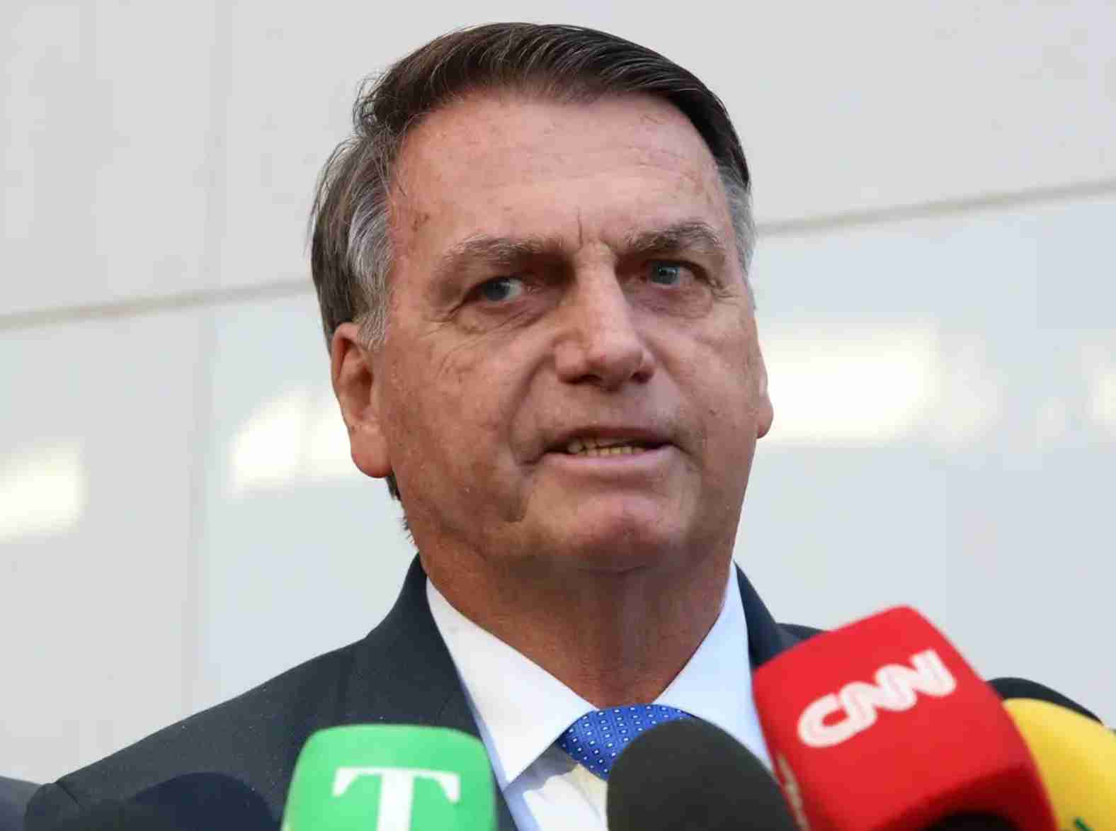Bolsonaro volta a repercutir nas redes após declaração sobre responsabilidade e transparência