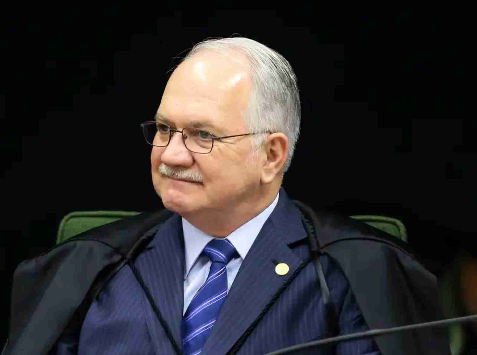 Fachin nega julgamento conjunto e marca para 23 de setembro análise da conduta de Mendonça