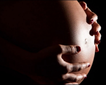 Polêmica: Cresce número de mulheres grávidas que fumam maconha