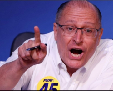 Discurso vacilante reforça temor em campanha de Alckmin