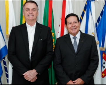 TSE rejeita pedidos de cassação da chapa Bolsonaro-Mourão
