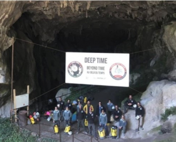 15 pessoas passaram 40 dias isoladas numa caverna na França