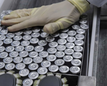 Butantan recebe ingrediente para 20 milhões de doses de vacina