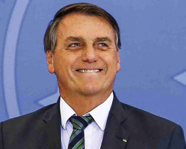 Carlos Bolsonaro lança e-book 'o começo de tudo'