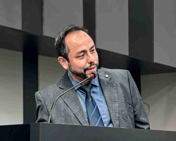 Vereador Rafael Yonekubo propõe crematório pet e mesas de ping-pong nas praças de Cuiabá