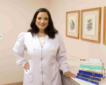 Dia do Dermatologista destaca a importância do cuidado com a pele e o trabalho da Dra. Lianni Borges, em Cuiabá