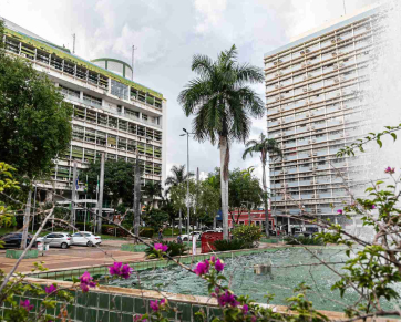 Prefeito e vice-governador formalizam adesão ao Balcão Único em Cuiabá