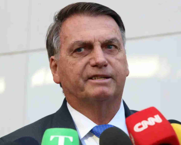Bolsonaro volta a repercutir nas redes após declaração sobre responsabilidade e transparência